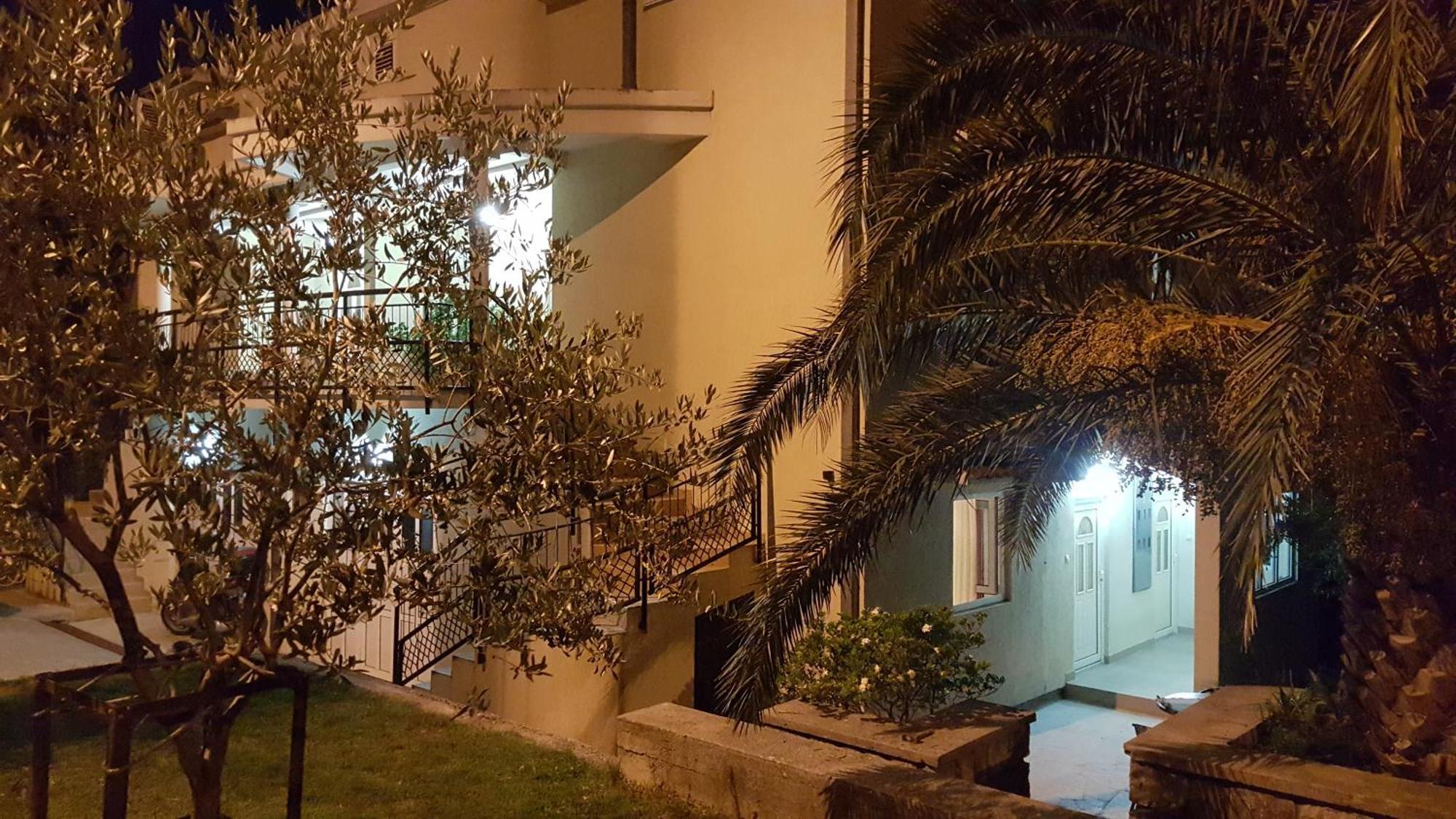 Apartments 101 Котор Екстериор снимка